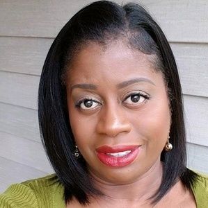 Meet your Posher, Maya